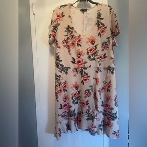 LightWeight Cream Midi Casual Floral Summer Dress. Size 3XL NWOT.